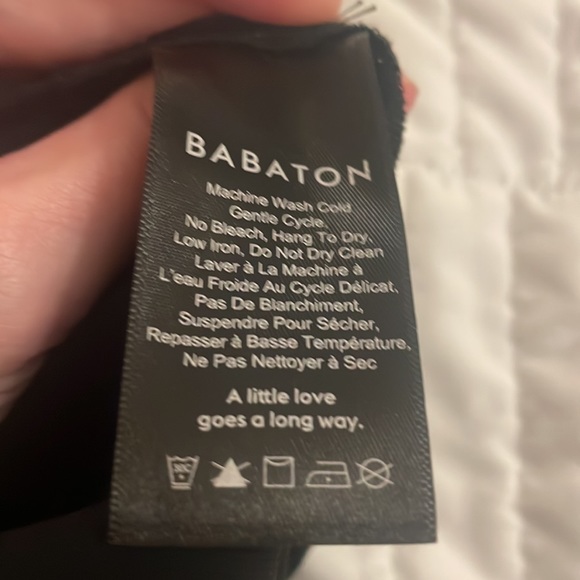 Aritzia, Babaton size 2 jumpsuit. I also have a size 4. Plz ask, if preferred - Picture 8 of 9